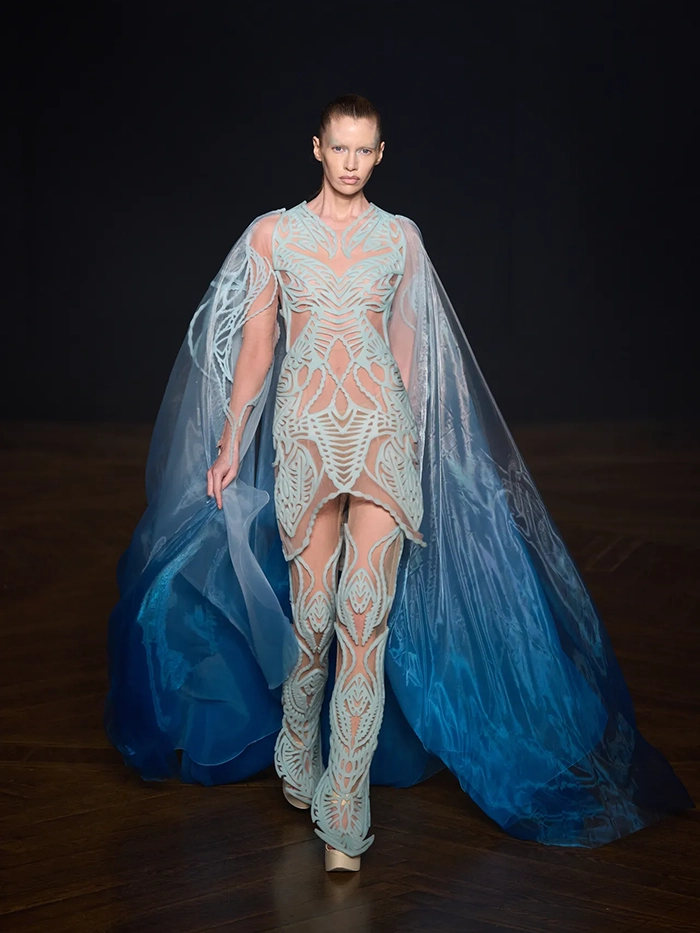 Paris Fashion Week Review in Five Unforgettable Dresses | -  Viled.kz