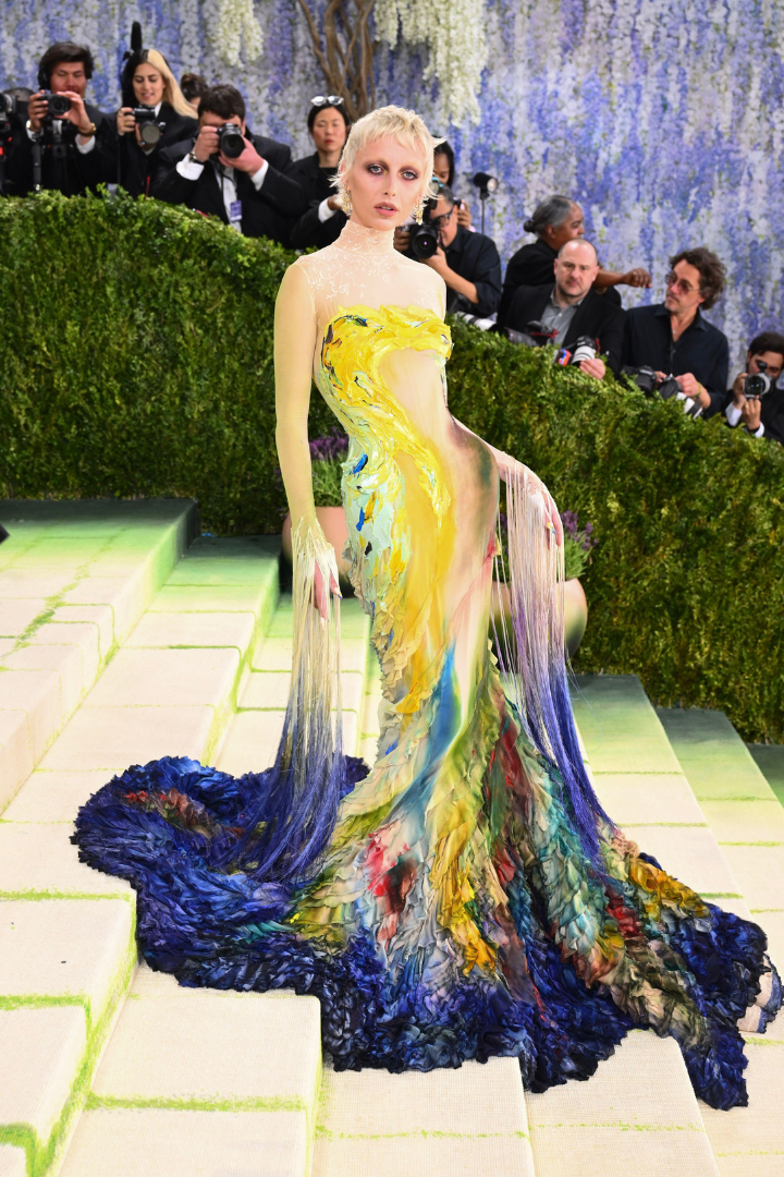 2026 жылғы Met Gala-дағы ең үздік 15 өнер туындысы - Жаңалықтар Viled.kz - сурет 27