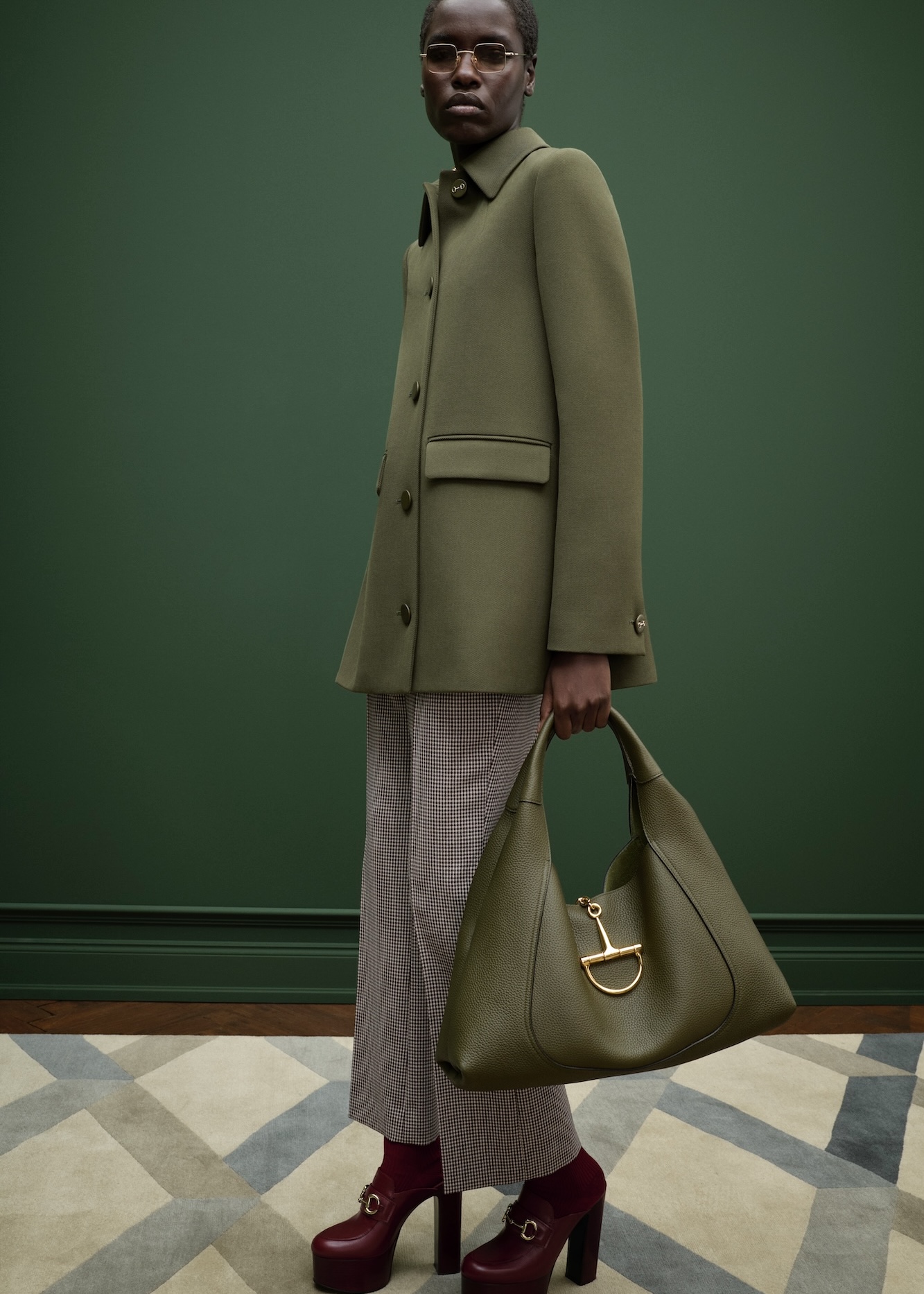 15 вечнозеленых образов из коллекции Gucci, pre-fall 2025 - Новости Viled.kz - фото 6