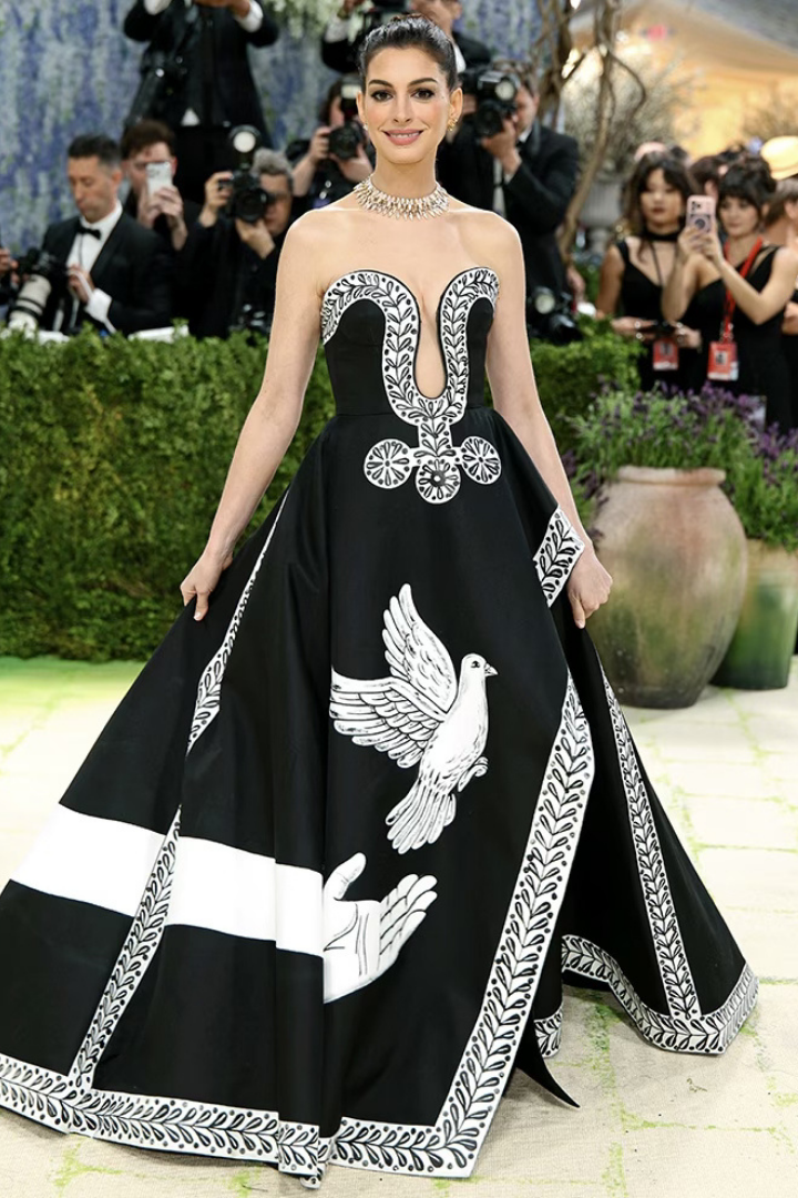 2026 жылғы Met Gala-дағы ең үздік 15 өнер туындысы - Жаңалықтар Viled.kz - сурет 21