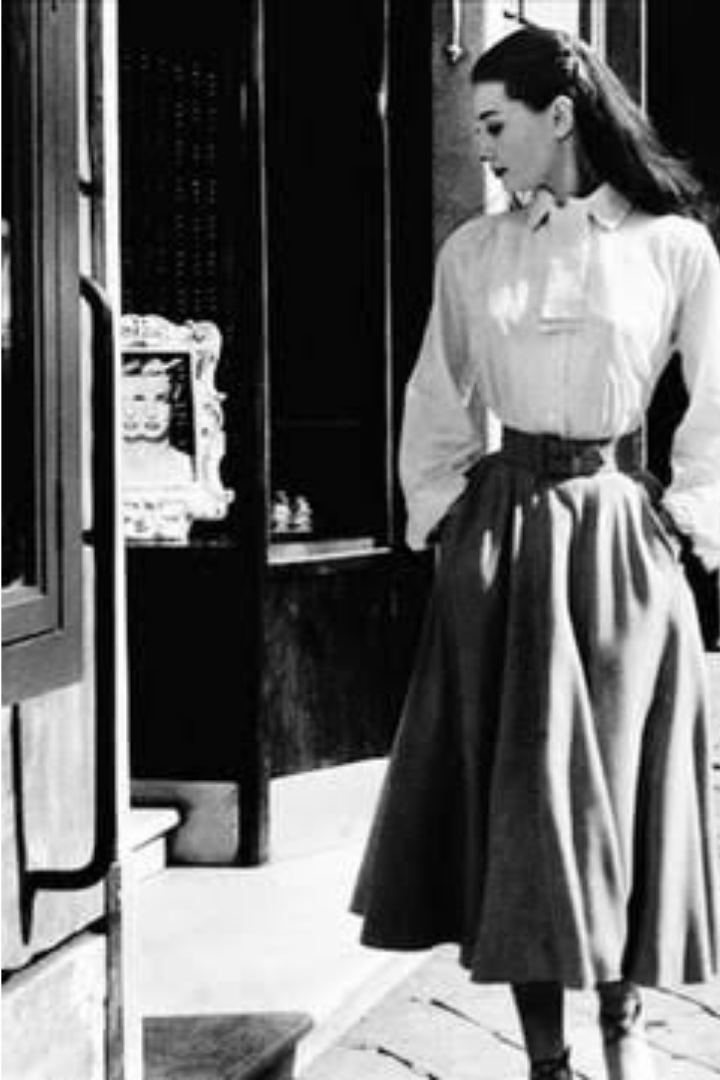 The A-Line Skirt in 2026: The Return of a Silhouette with History |  - Viled.kz