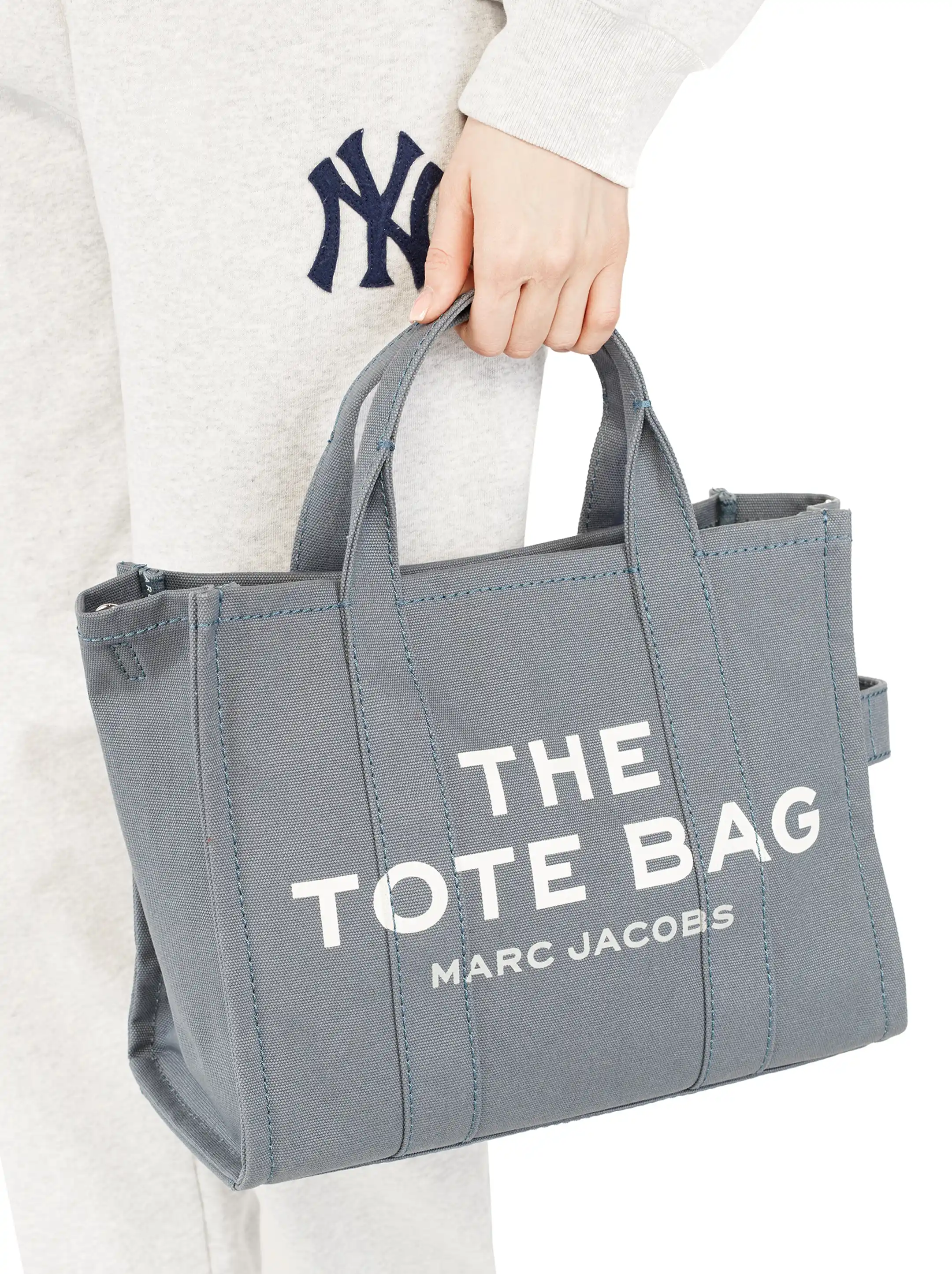 Marc Jacobs women's The Traveller tote bag - buy for 206300 KZT in