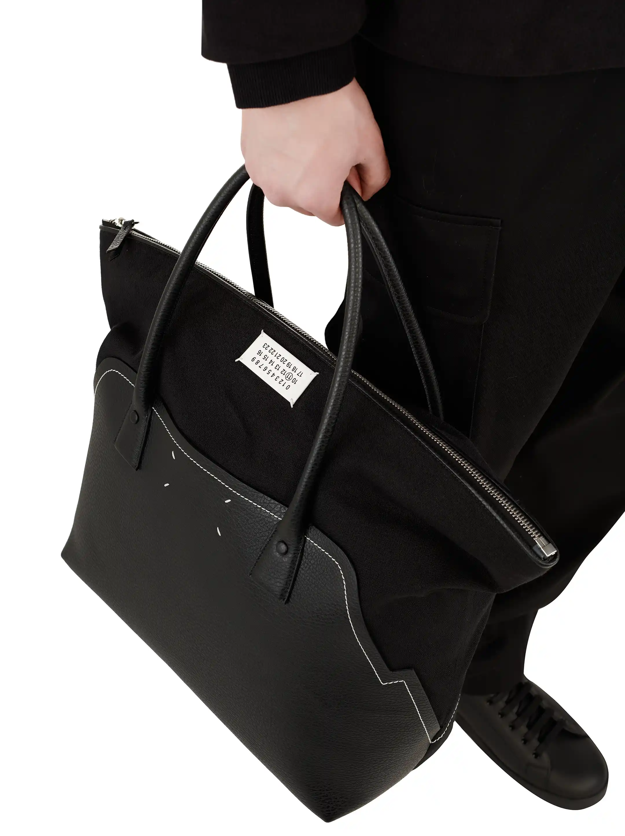バッグ Maison Margiela tote bag Front logo BLK Maison Margiela women's Shopper bag with a logo - buy for 1274500