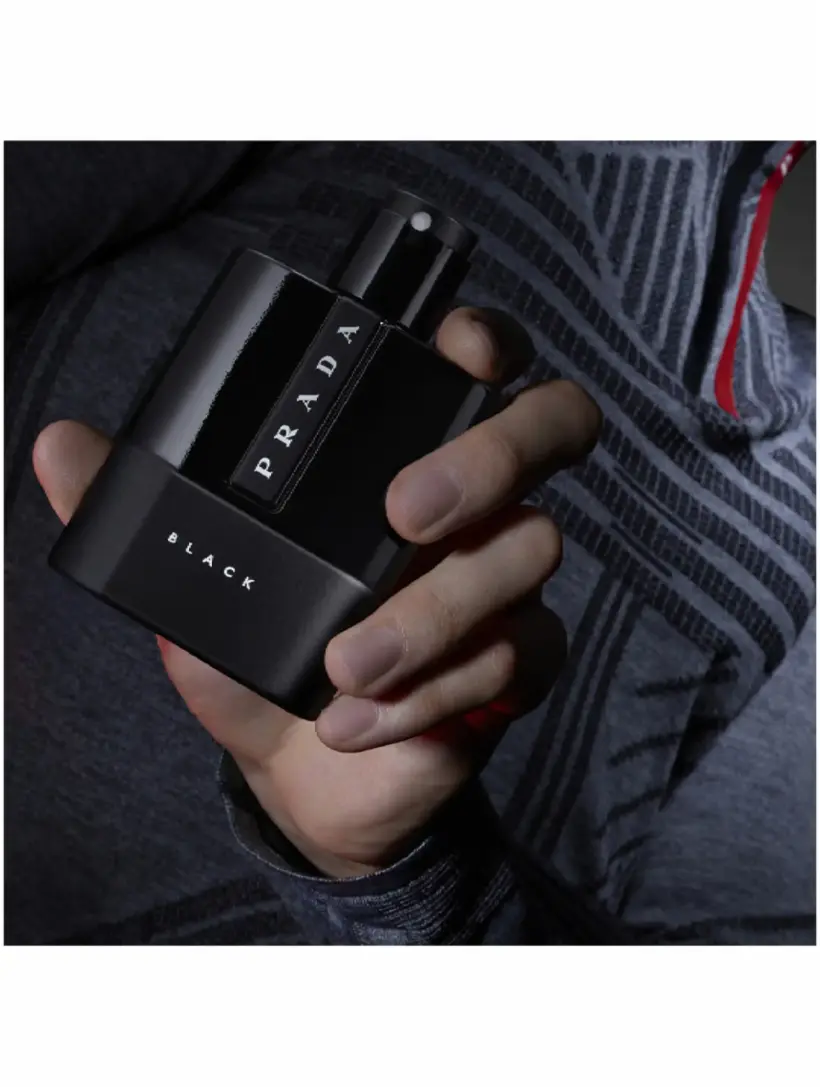 Парфюмерная вода Luna Rossa Black Prada Beauty - купить за 89600