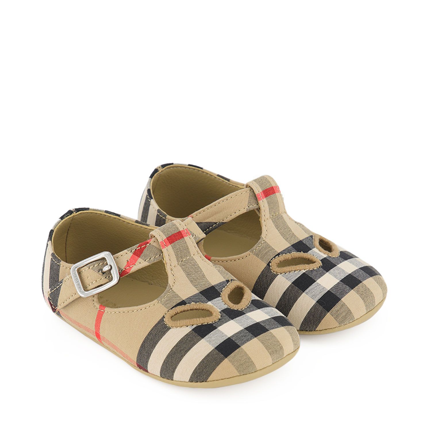 Burberry deals infant booties