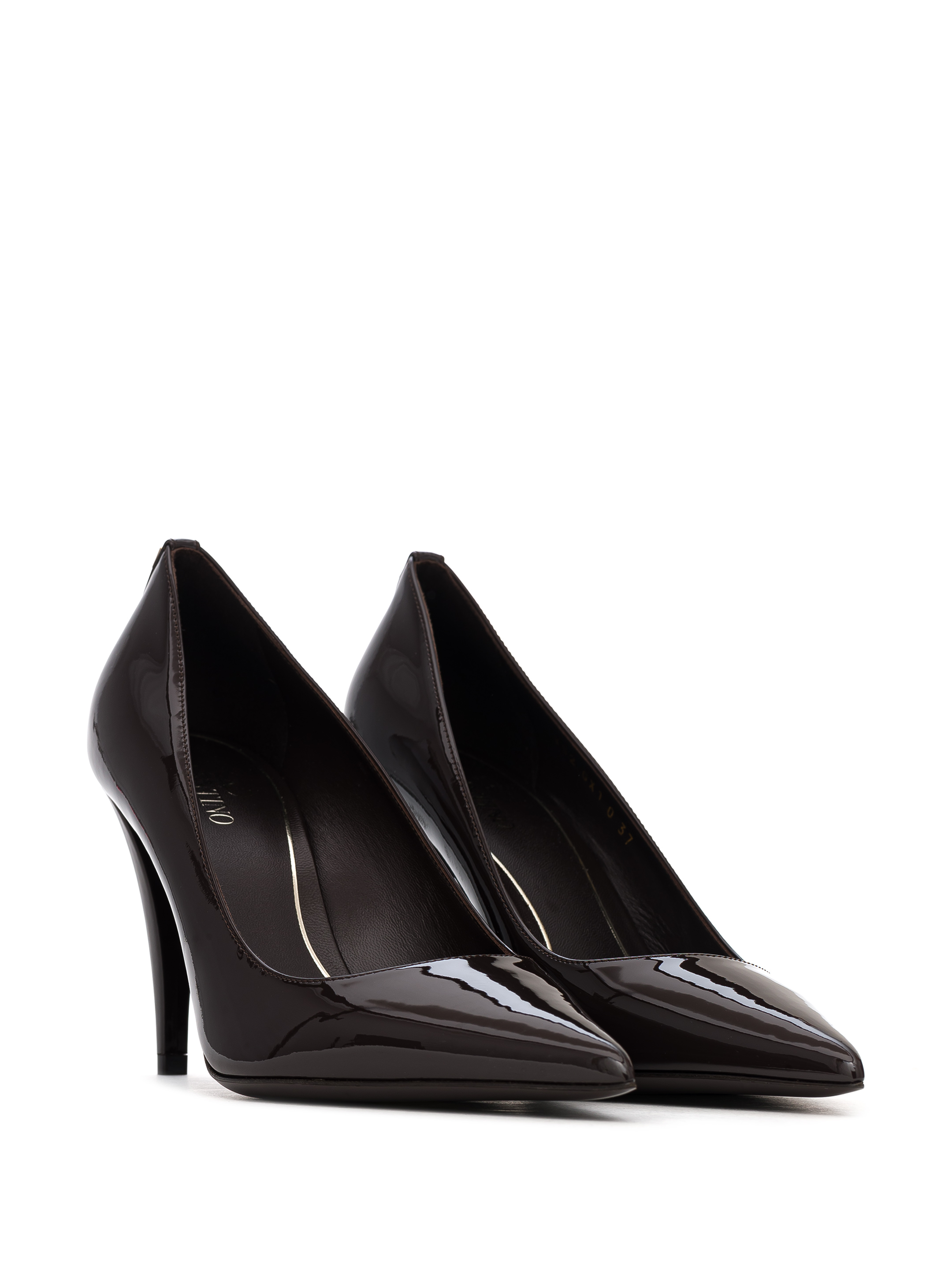 Rockstud patent cheap leather pumps