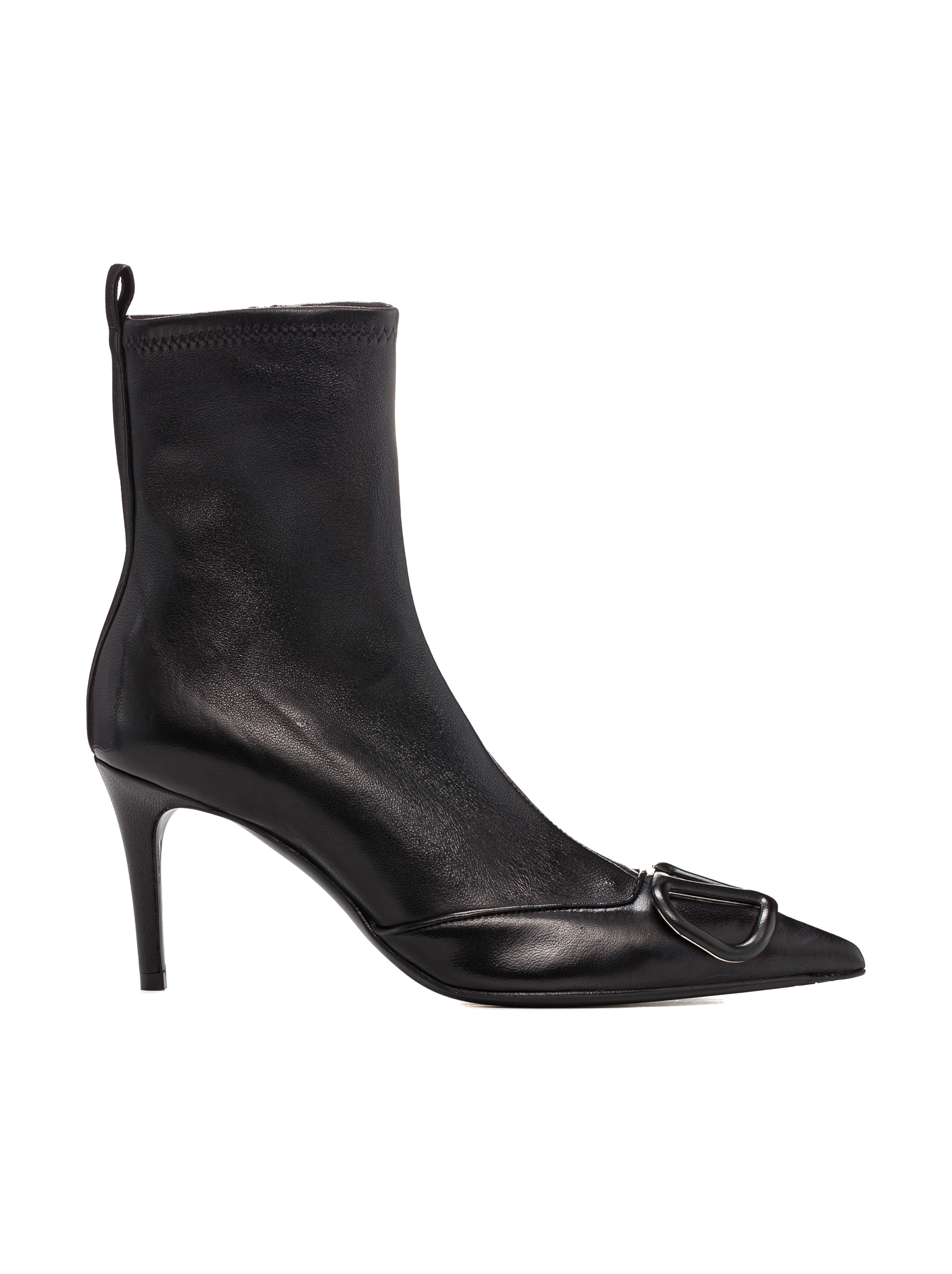 T80 leather ankle boots Valentino Garavani for women buy in the official Viled online store