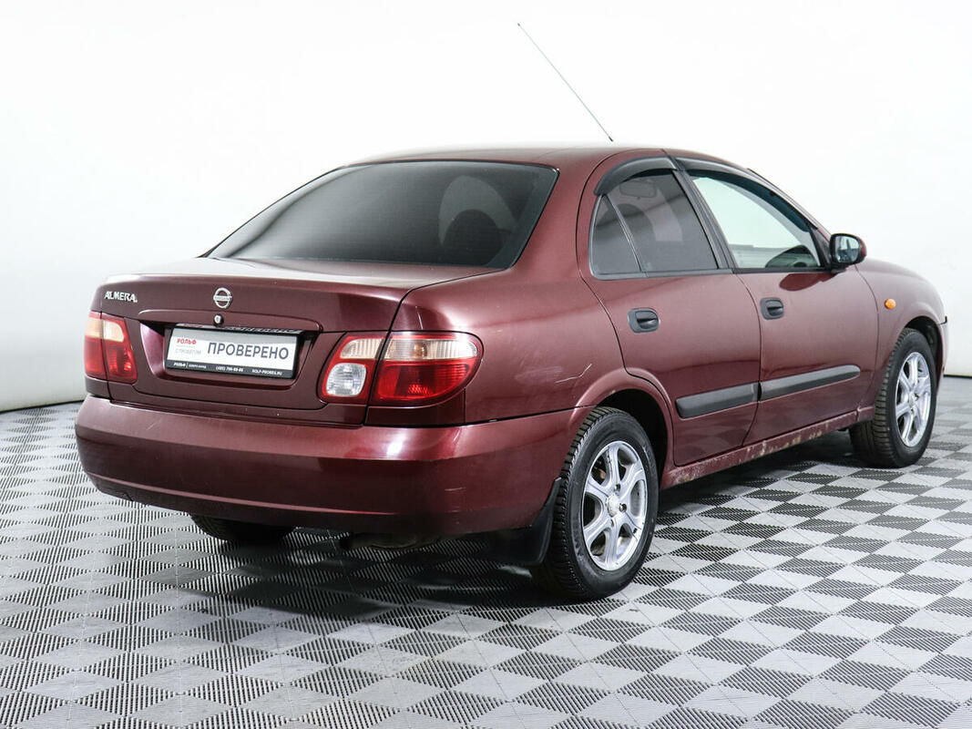 Nissan Almera II (n16)