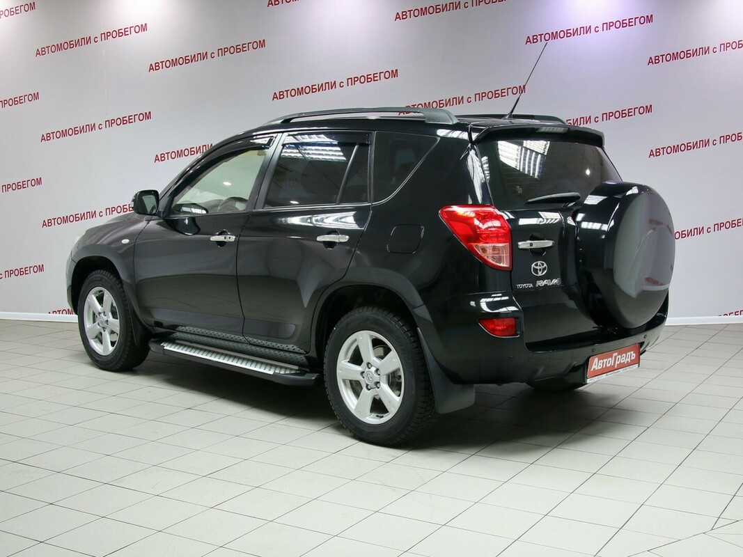 Машины с пробегом в новокузнецке купить. Toyota rav4 автомат. Тойота рав 4 2008 черный. Toyota rav4 2012. Машина Тойота рав 4 механика.