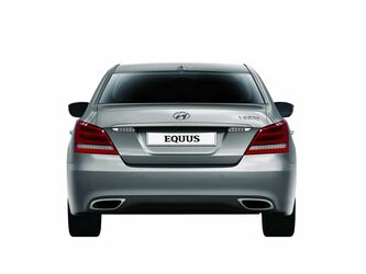 Hyundai Equus