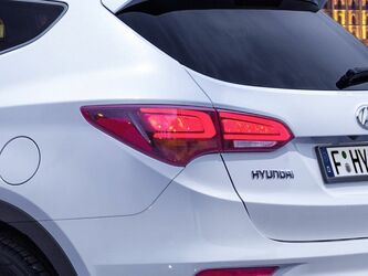 Hyundai Santa Fe Premium