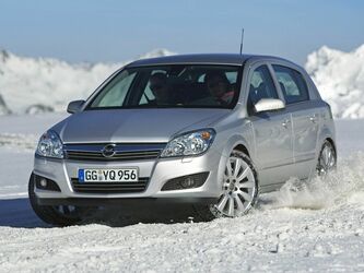 Opel Astra Family Хэтчбек