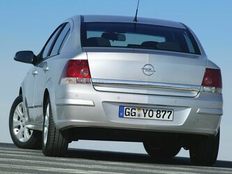 Opel Astra Family Седан