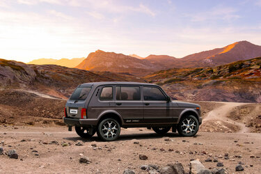 Lada 4x4 Urban 5 Дв.