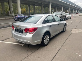 Chevrolet Cruze Седан