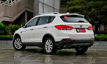 Dongfeng AX7