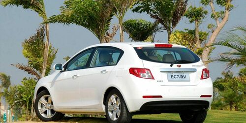 Geely Emgrand ec7 Хэтчбек