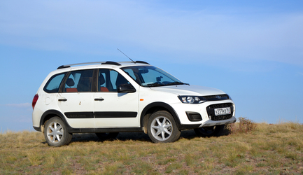 Lada Kalina Cross