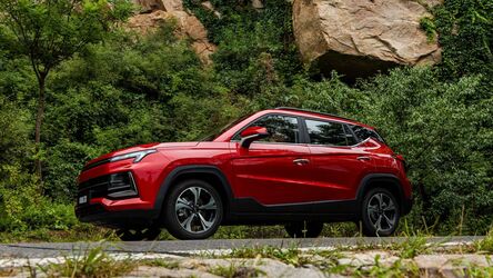 JAC JS4