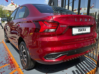 Lada Iskra