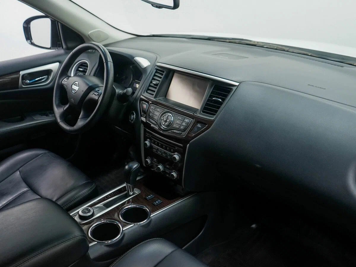 Nissan Pathfinder, IV