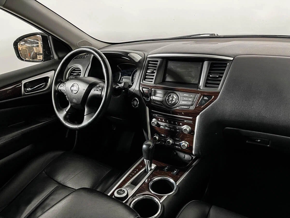 Nissan Pathfinder, IV