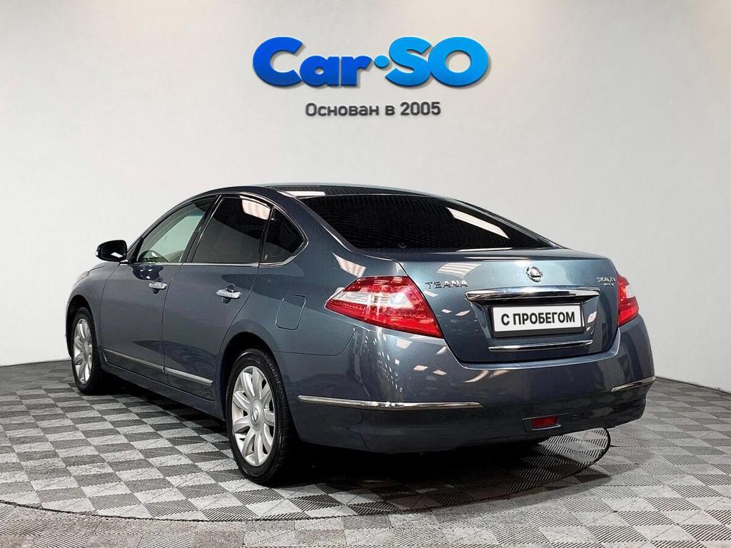 Nissan Teana, II