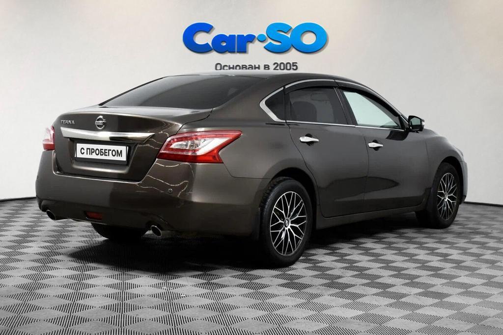 Nissan Teana, III