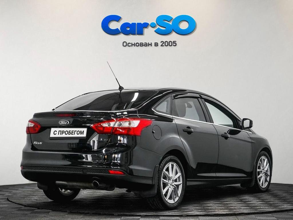 Ford Focus, III