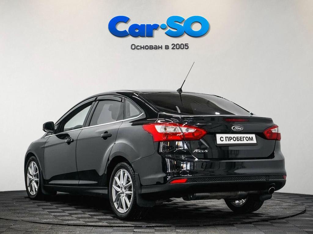 Ford Focus, III