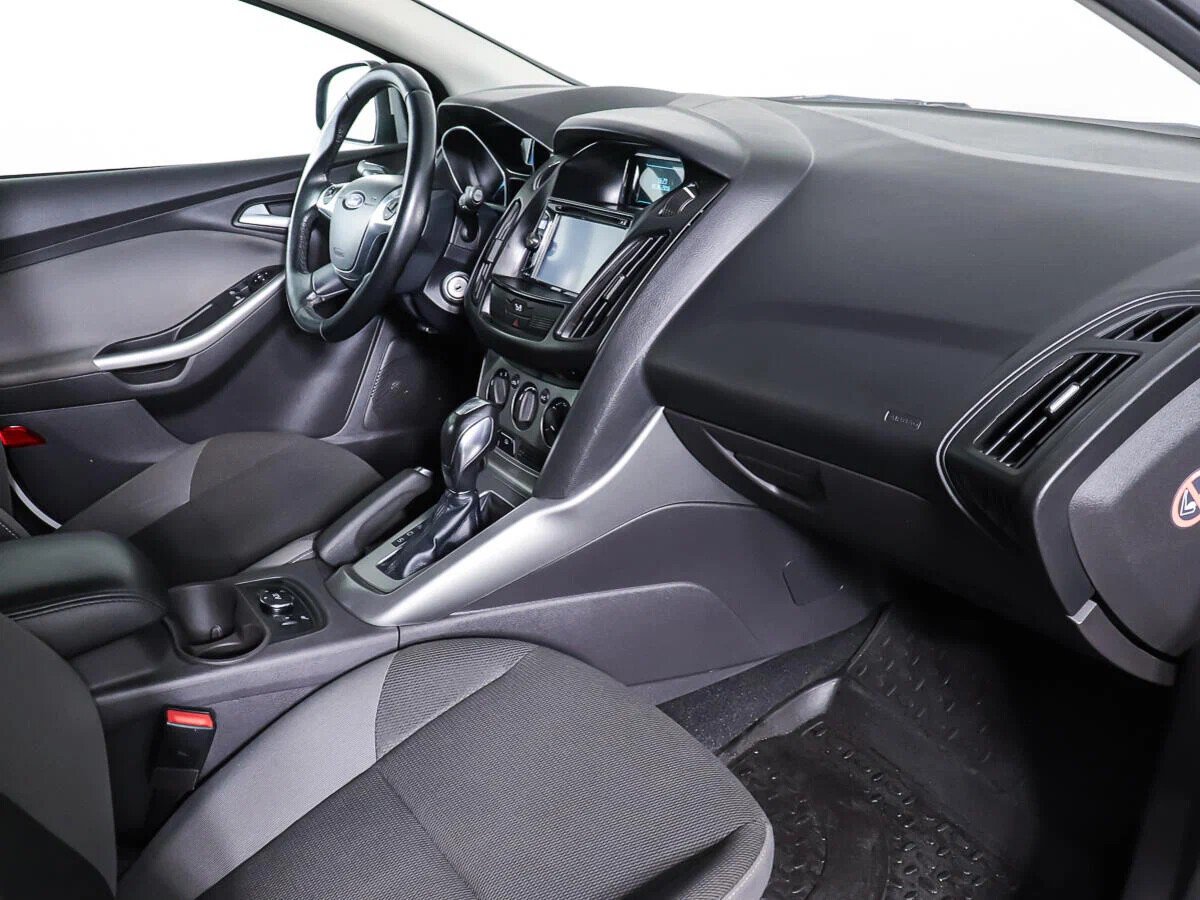 Ford Focus, III