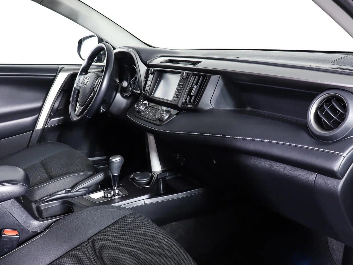 Toyota RAV4, IV (XA40) Рестайлинг