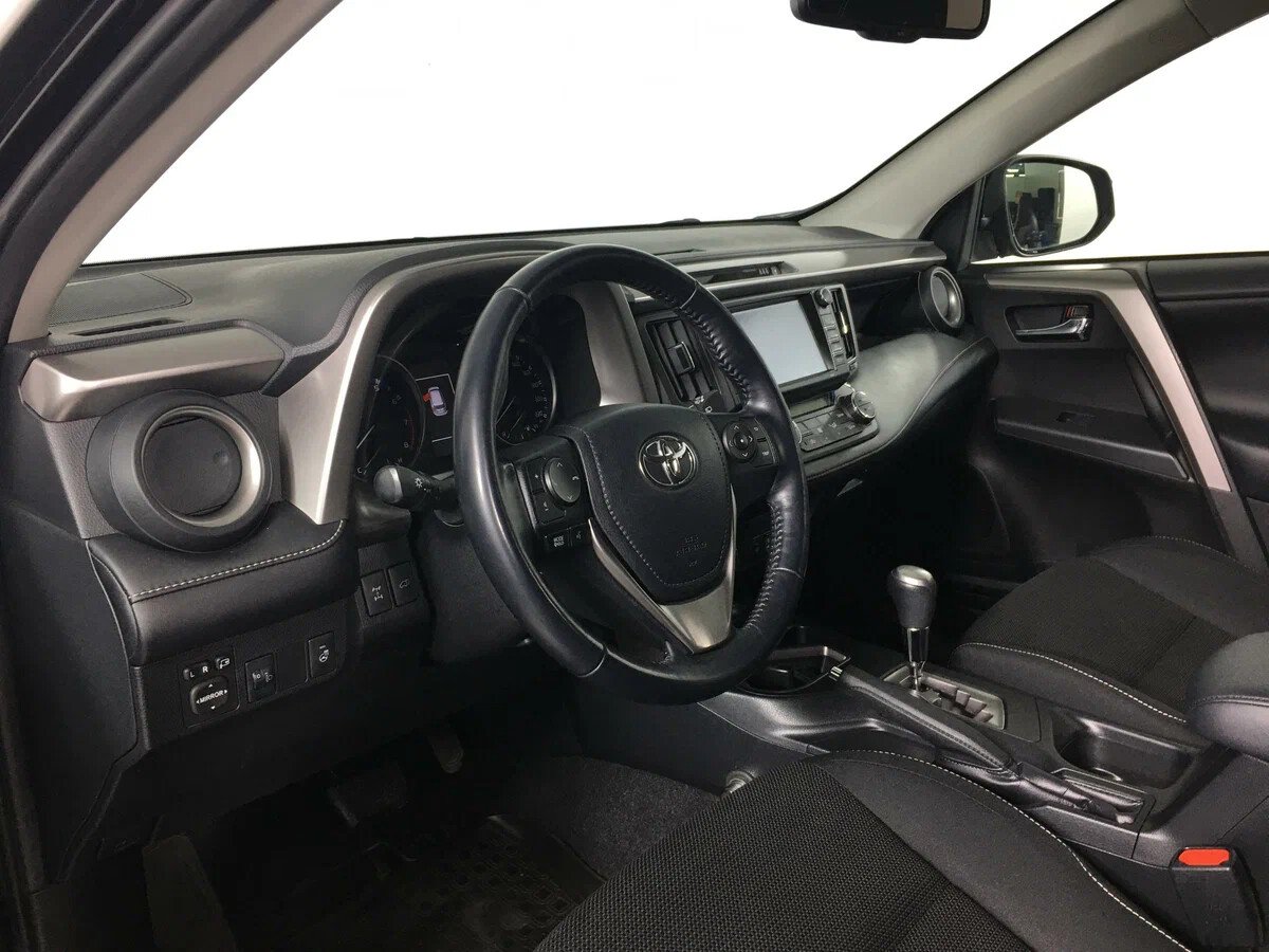 Toyota RAV4, IV (XA40) Рестайлинг