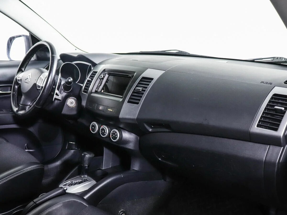 Citroen C-Crosser