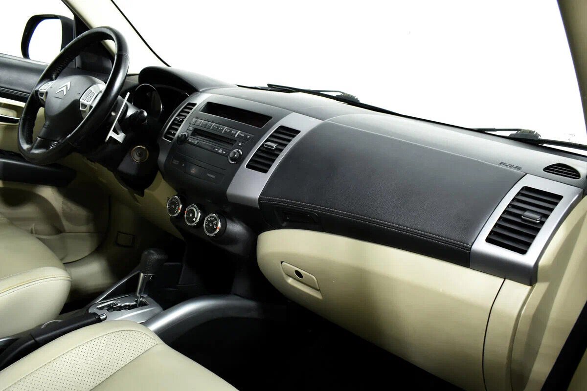 Citroen C-Crosser