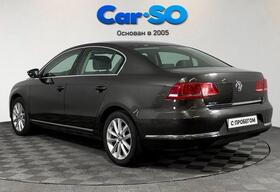 Volkswagen Passat, B7