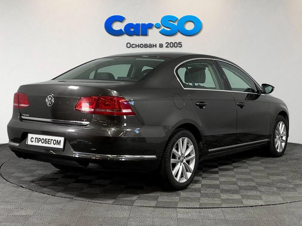 Volkswagen Passat, B7