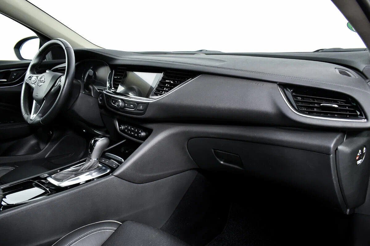 Opel Insignia, II