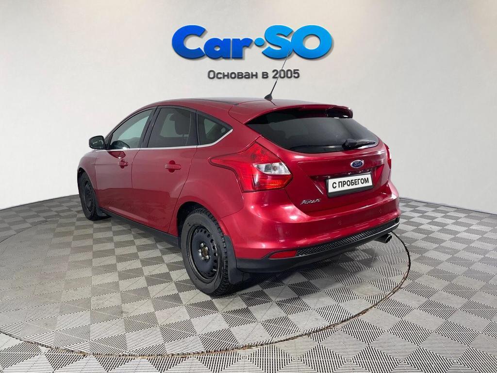 Ford Focus, III