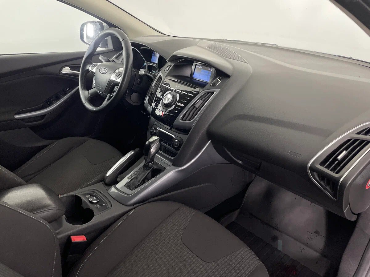 Ford Focus, III