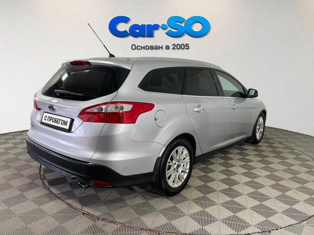 Ford Focus, III