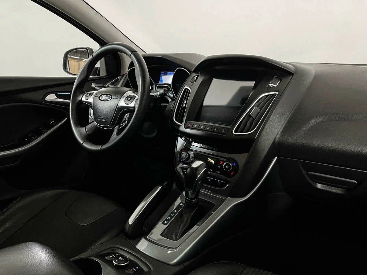 Ford Focus, III