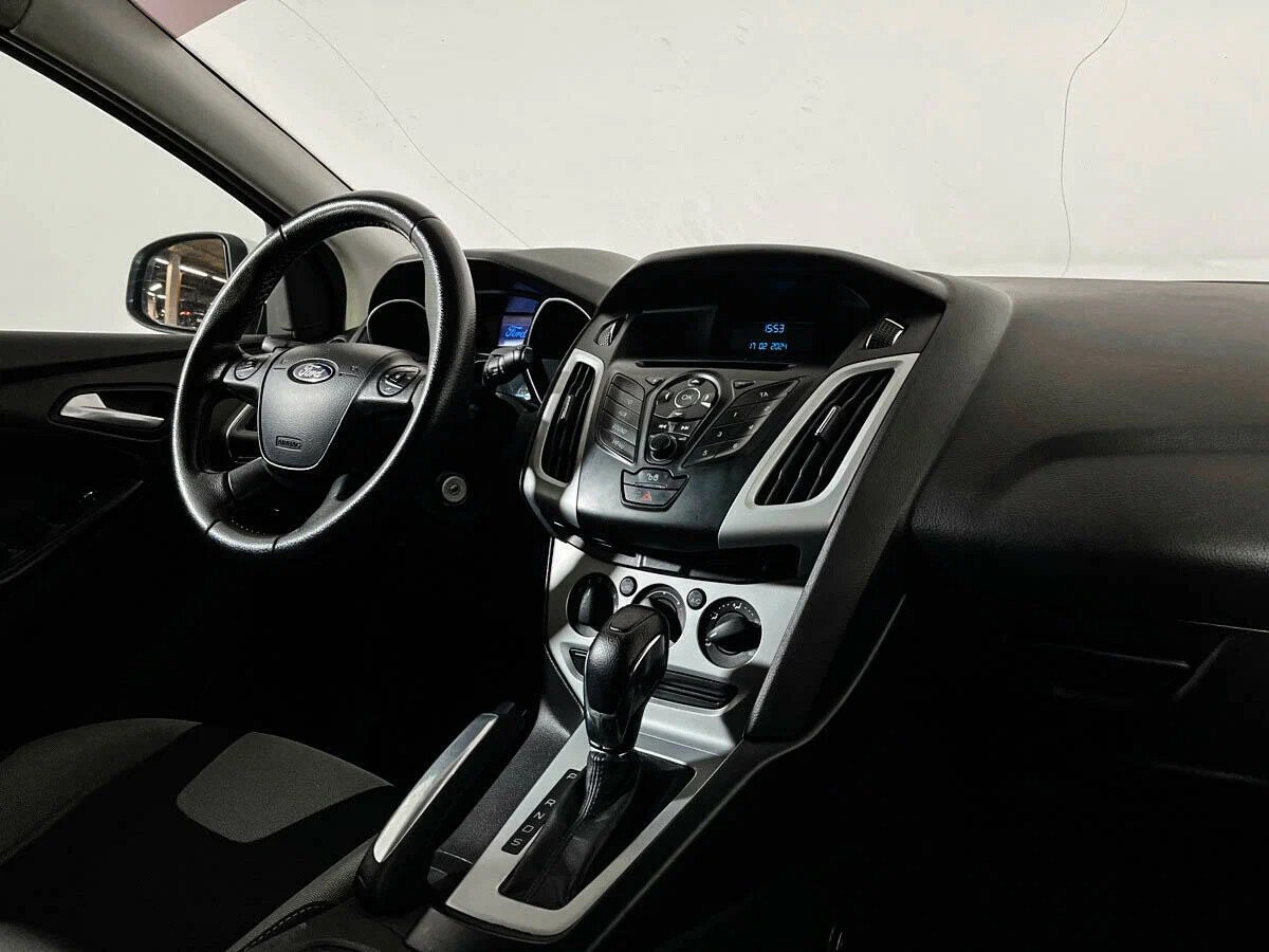 Ford Focus, III