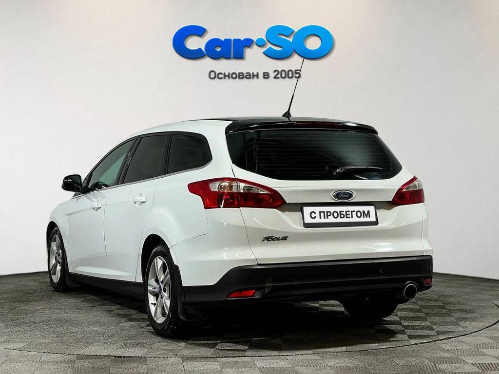 Ford Focus, III