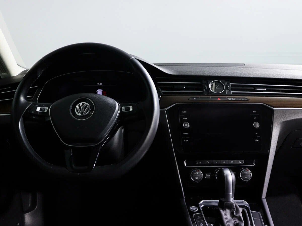 Volkswagen Passat, B8