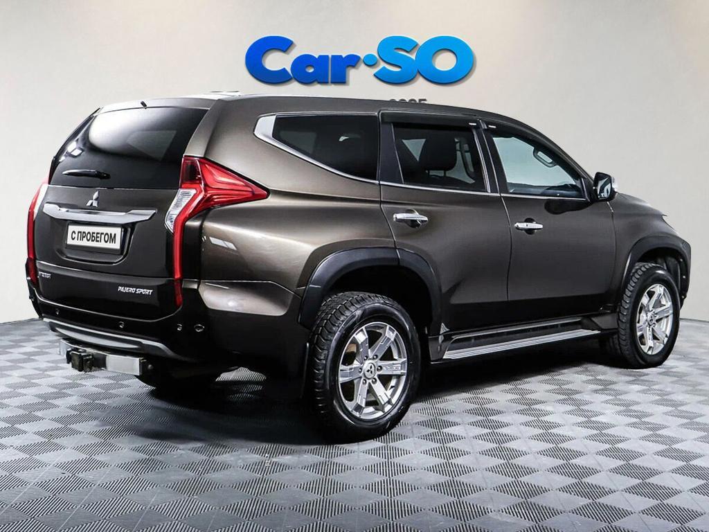 Mitsubishi Pajero Sport, III