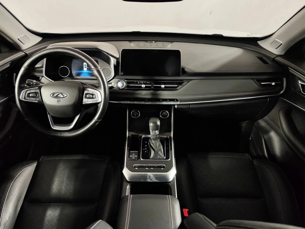 Chery Tiggo 8, I