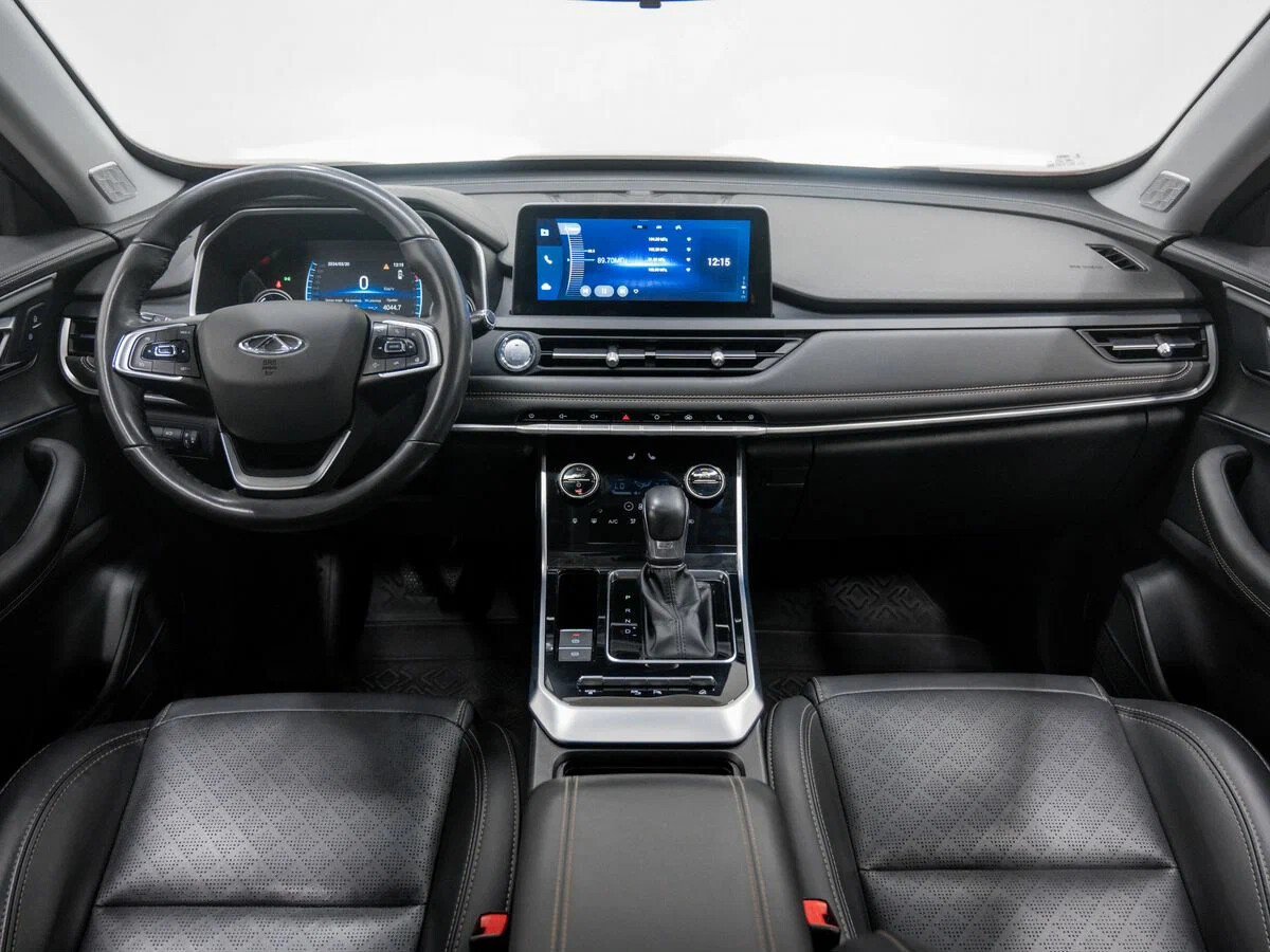 Chery Tiggo 8, I