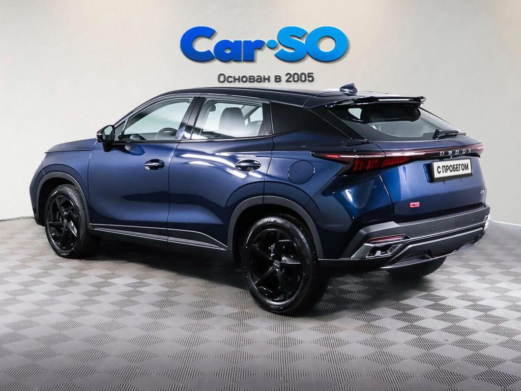 Omoda C5, I