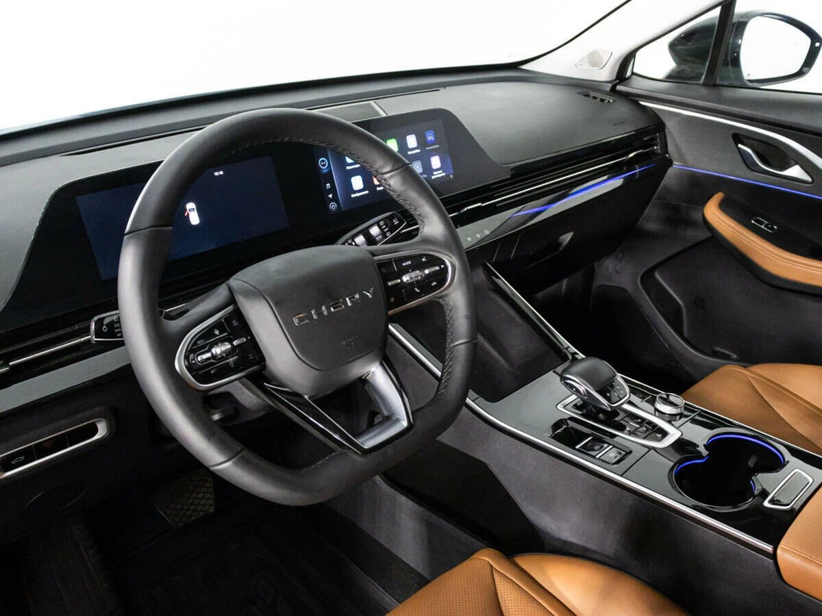 Omoda C5, I